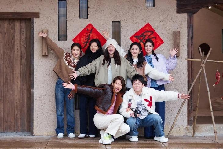 Tài tử Cổ Thiên Lạc đã làm gì mà bị Lâm Tâm Như bóc phốt trên sóng truyền hình?-1