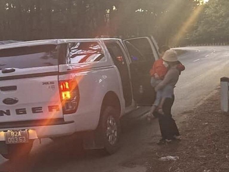 Tìm thấy người đàn ông và con gái 10 tuổi mất tích trong rừng ở Gia Lai-1