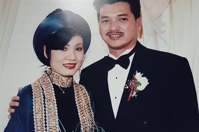 Các cặp sao Việt ly hôn trong tiếc nuối sau hàng thập kỷ gắn bó và có con chung-3