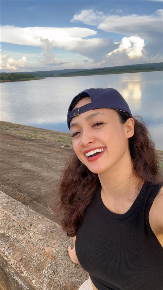 Cuộc sống của Lê Bê La sau khi kết hôn lần 2-8