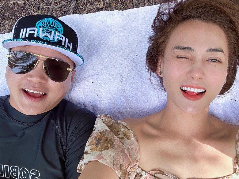 Chuẩn bị làm bố bỉm, Shark Bình khoe diện mạo mới trẻ trung suýt không nhận ra, dân tình khen: Yêu đúng người-5