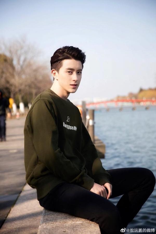 Là nam thần phái toàn chân, Ngao Thụy Bằng khốn đốn khi đóng chung phim Bạch Lộc-3