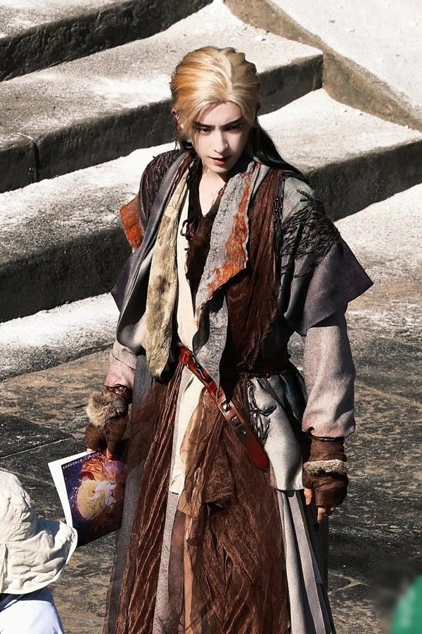 Là nam thần phái toàn chân, Ngao Thụy Bằng khốn đốn khi đóng chung phim Bạch Lộc-5