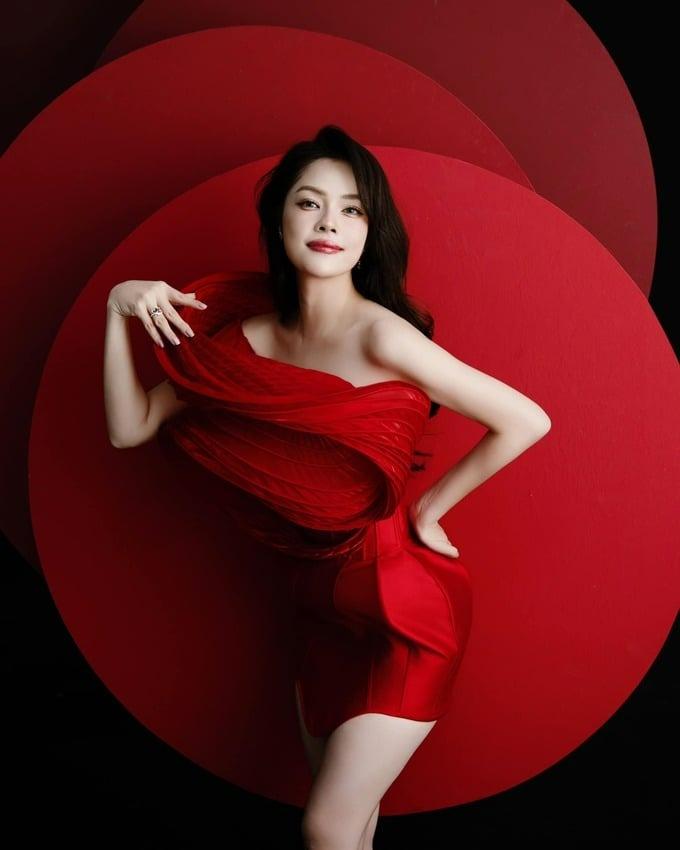 5 lùm xùm khuấy đảo showbiz Việt năm 2023: Ngọc Trinh bị bắt, Hoa hậu Ý Nhi bị tẩy chay-2