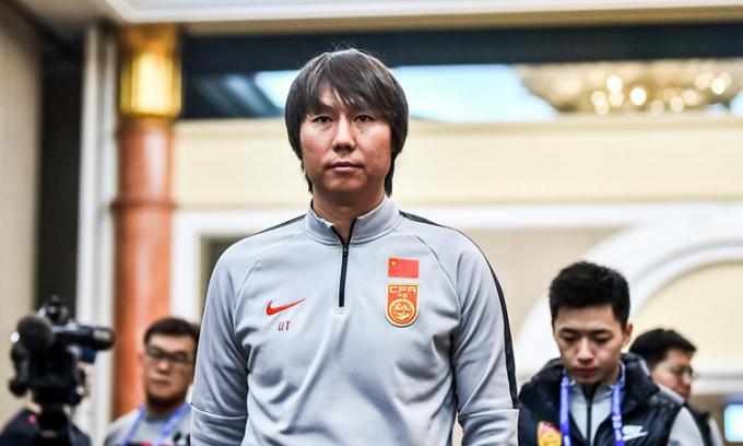 Cựu HLV đội tuyển Trung Quốc chi 60 tỷ đồng đút lót chạy ghế, dàn xếp tỉ số-1