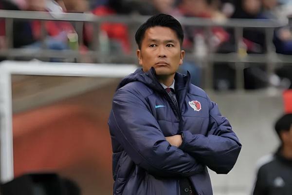 Cựu tuyển thủ Nhật Bản làm HLV trưởng Hà Nội FC-1