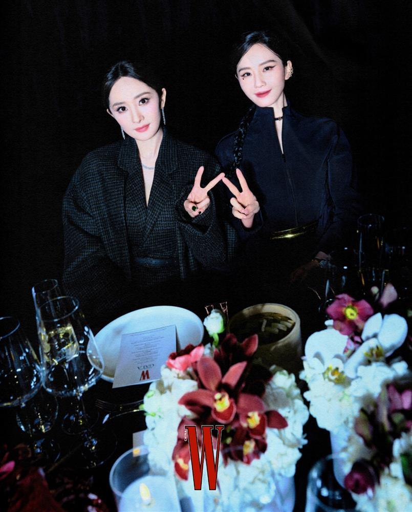 Lưu Thi Thi đụng độ Dương Mịch ở sự kiện mới, màn đọ sắc mỗi người một vẻ, mười phân vẹn mười-5