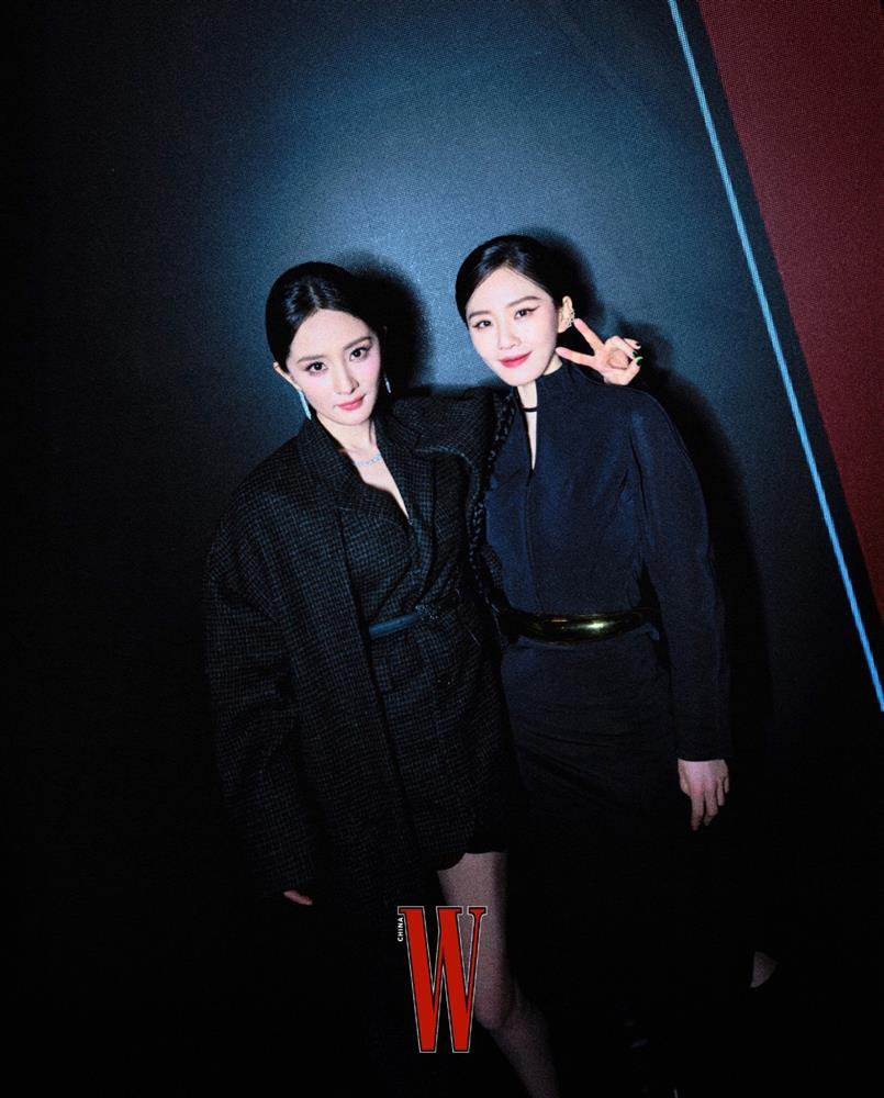 Lưu Thi Thi đụng độ Dương Mịch ở sự kiện mới, màn đọ sắc mỗi người một vẻ, mười phân vẹn mười-6