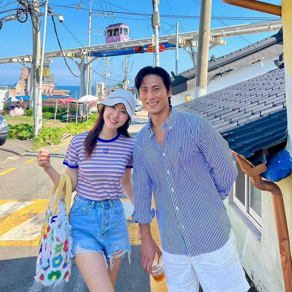 Nam diễn viên suy sụp vì con trai hai tuần tuổi qua đời, vợ bỏ đi-3