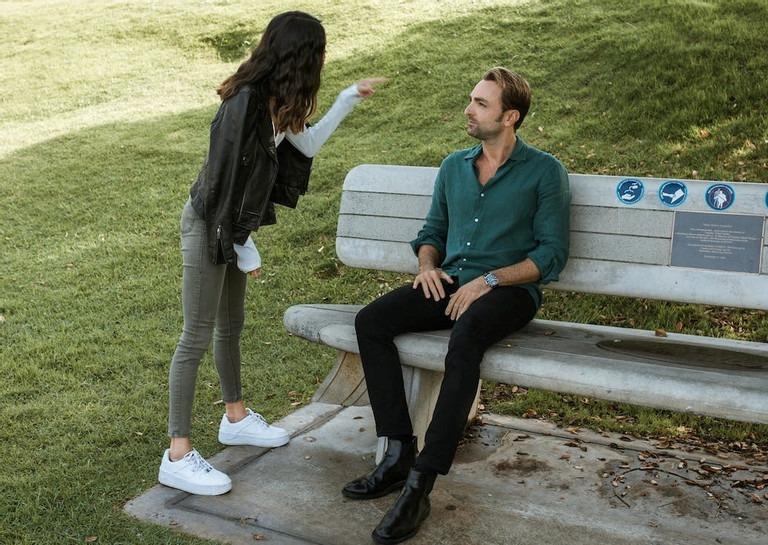 Vợ công khai chê chồng nghèo, dạy con lớn lên phải yêu người giàu, cưới đại gia-1