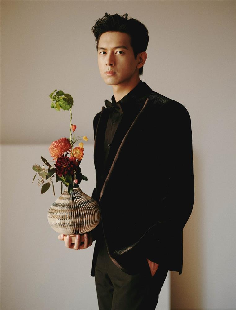 Rộ tin Lý Hiện vắng mặt tại Đêm hội Weibo 2023, ai sẽ giữ vị trí center?-3