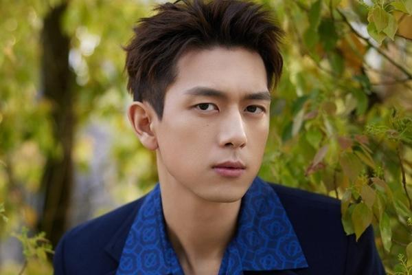 Lý Hiện qua ống kính hung thần tại Tuần lễ Thời trang Milan-6