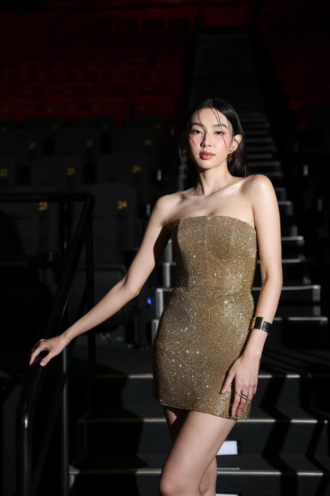 Thực hư Thùy Tiên kiếm được 240 tỷ đồng sau 2 năm nhờ danh hiệu hoa hậu-2