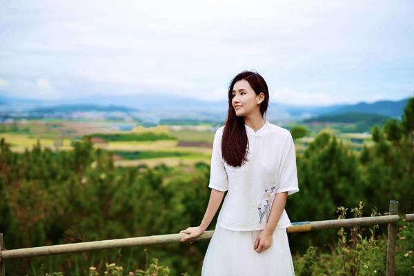 Hôn nhân đời thực của diễn viên VFC: Lã Thanh Huyền có cuộc sống hoàn mỹ bên chồng hơn 12 tuổi ra sao?-1