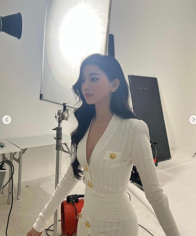 Học trò Kỳ Duyên xinh như thiên thần, vóc dáng mình hạc xương mai mặc gì cũng đẹp-5