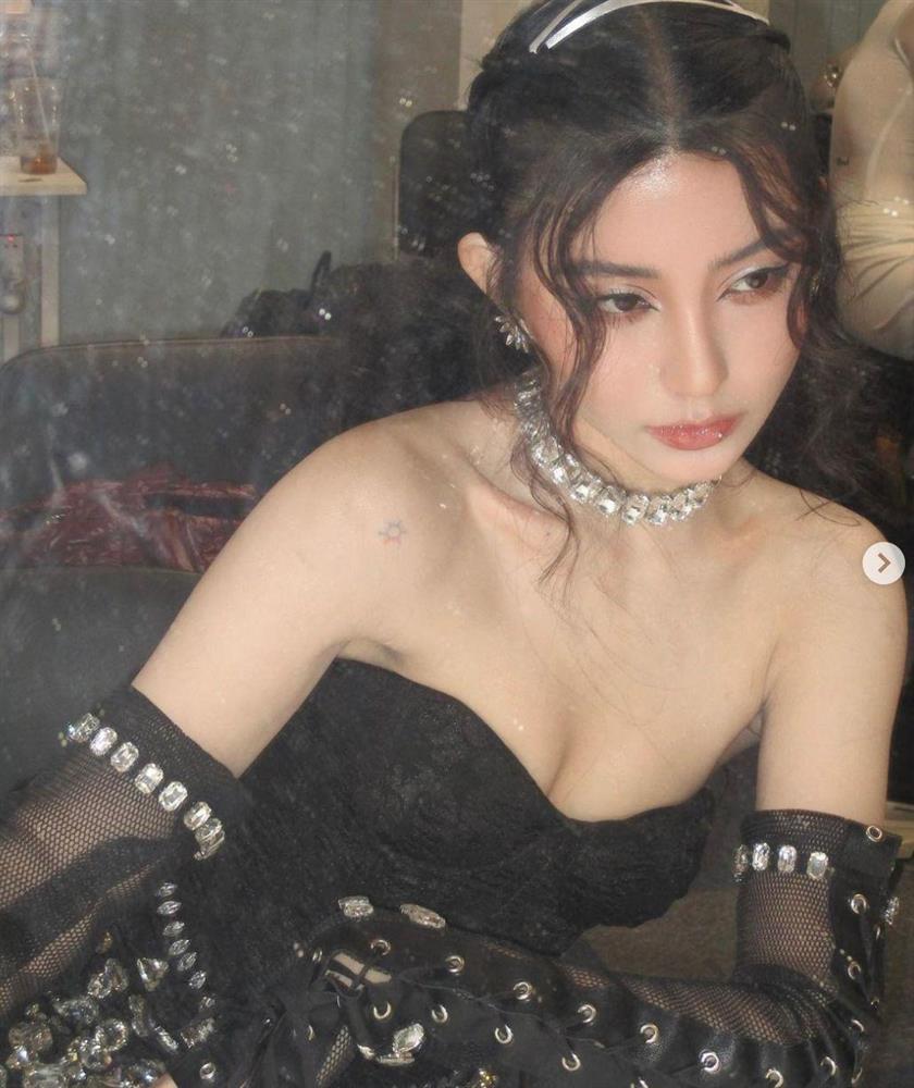 Học trò Kỳ Duyên xinh như thiên thần, vóc dáng mình hạc xương mai mặc gì cũng đẹp-6