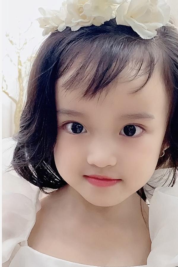 Con gái Vy Oanh 6 tuổi: Xinh xắn, đáng yêu, mê ca hát như mẹ-7