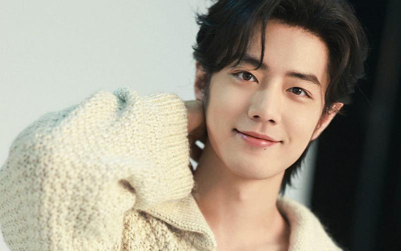 Nam thần Tiêu Chiến xuống phố check-in với biển quảng cáo của chính mình, fan tiếc nuối vì bỏ lỡ cơ hội vàng-3