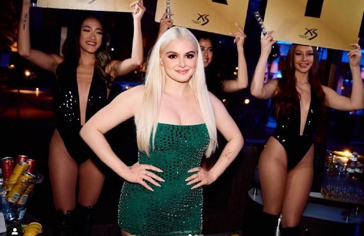 Danh tính 2 nàng béo Hollywood có body sóng thần khiến hàng triệu người si mê-11