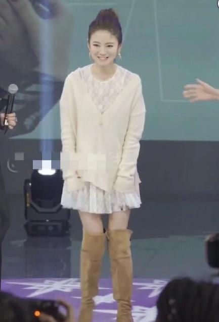 Cuộc sống kín tiếng của An Dĩ Hiên sau khi chồng bị kết án 14 năm tù-4