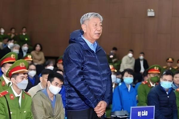 Người nhiều lần từ chối nhận tiền của Việt Á được miễn trách nhiệm hình sự-1