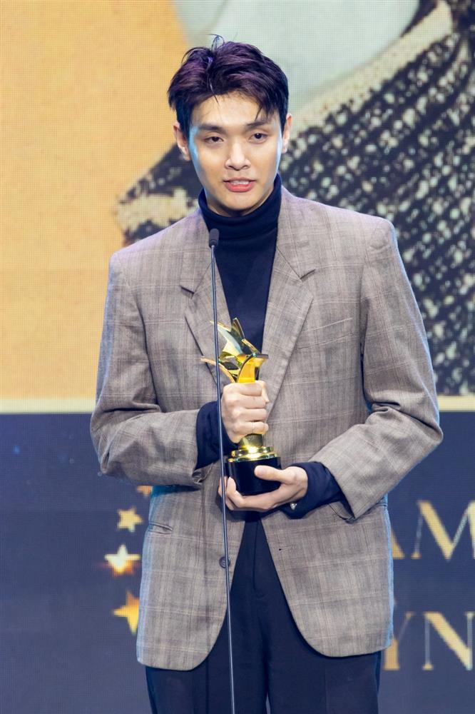 Một diễn viên Việt không có tên trong đề cử nhưng bỗng thắng giải-2