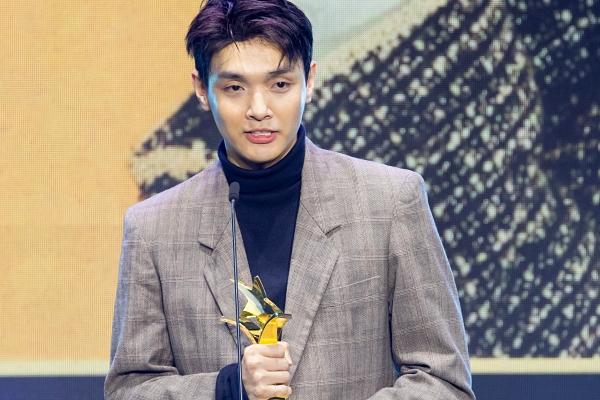 Sai sót trong vụ diễn viên không được đề cử vẫn thắng giải Ngôi sao xanh-2