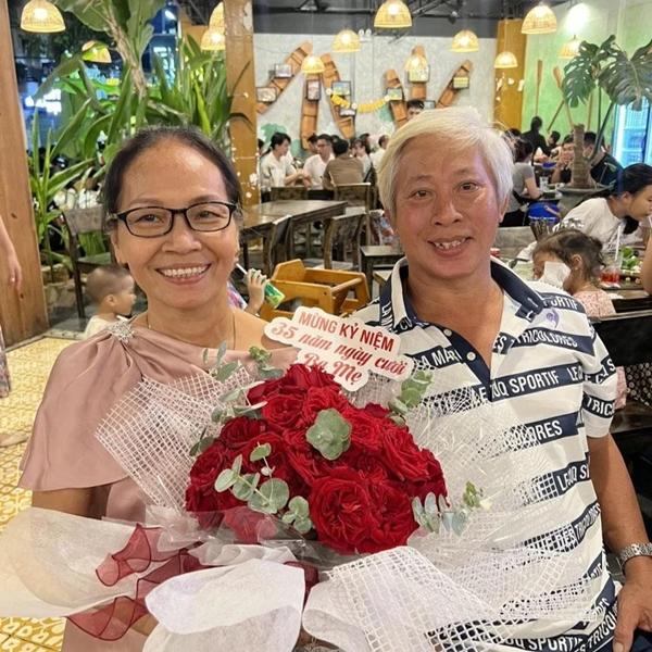 Gia đình ở Đồng Nai sinh 7 con gái, cô thứ 6 có cái tên hiếm gặp-2