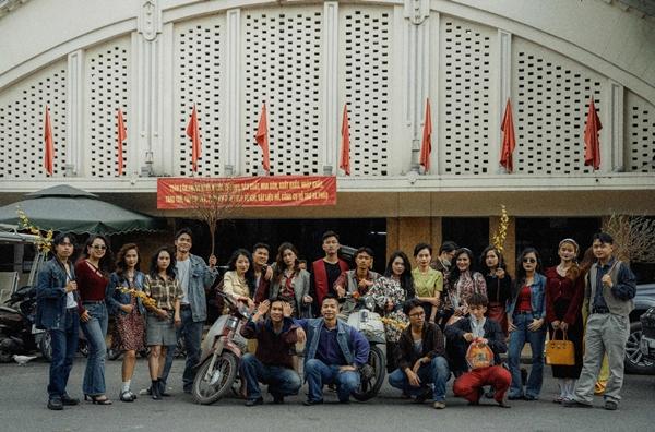 Nhóm bạn trẻ Hà Nội chụp bộ ảnh Tết thập niên 80 gây sốt-1