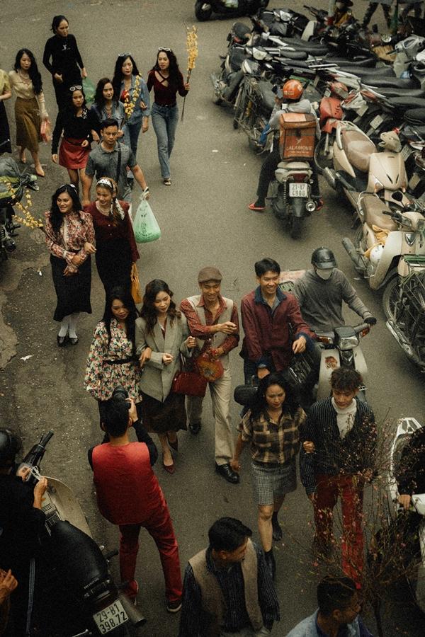 Nhóm bạn trẻ Hà Nội chụp bộ ảnh Tết thập niên 80 gây sốt-4