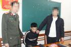 Bắt 2 đối tượng buôn ma túy cùng nhiều vũ khí nóng ở Nghệ An