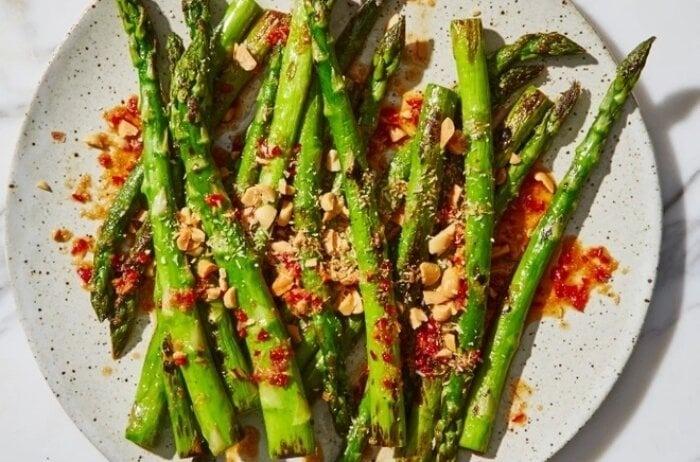 Thực phẩm quen thuộc khiến cơ thể nặng mùi khó chịu-1