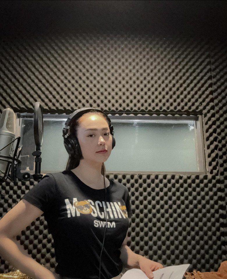 Minh Hằng có đam mê dùng hàng giả khiến nhan sắc lúc trồi lúc sụt-1