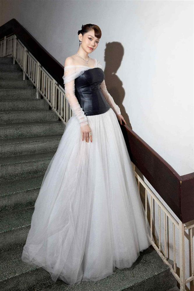 Minh Hằng có đam mê dùng hàng giả khiến nhan sắc lúc trồi lúc sụt-3