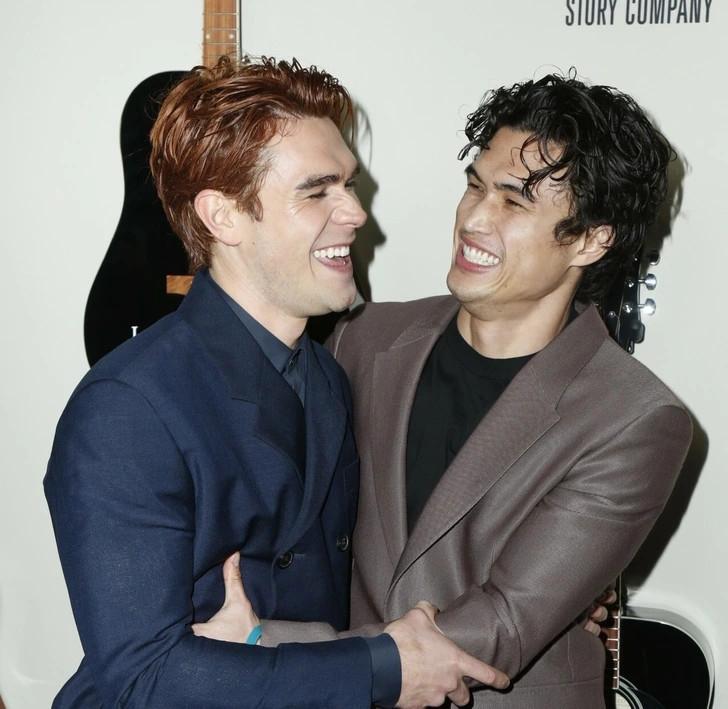 10 cặp diễn viên đối địch trên màn ảnh nhưng cực thân ngoài đời-4