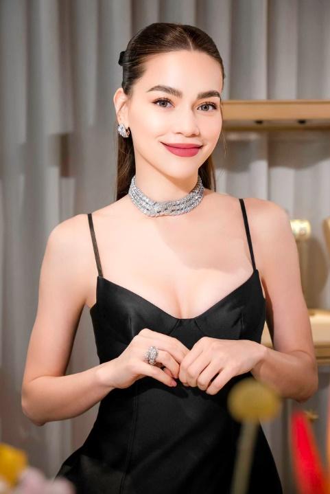 Cuộc sống như mơ của Hồ Ngọc Hà: Gia đình hạnh phúc viên mãn, thành công khi tái xuất show truyền hình thực tế-1