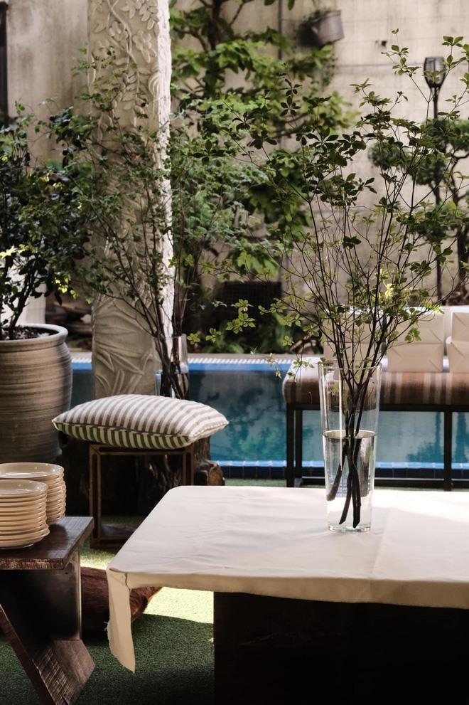 Chồng Hồ Ngọc Hà khoe ảnh tình cảm bên công chúa Lisa, lộ không gian sang xịn trong cơ ngơi 30 tỷ-13