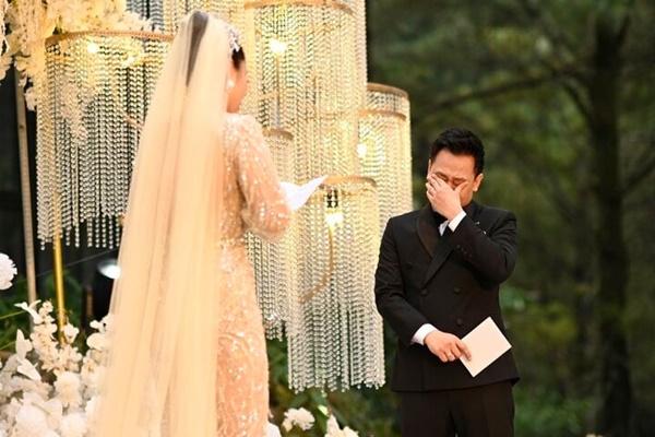 Nghệ sĩ khóc trong đám cưới Nguyễn Đức Cường - Vũ Hạnh Nguyên-12