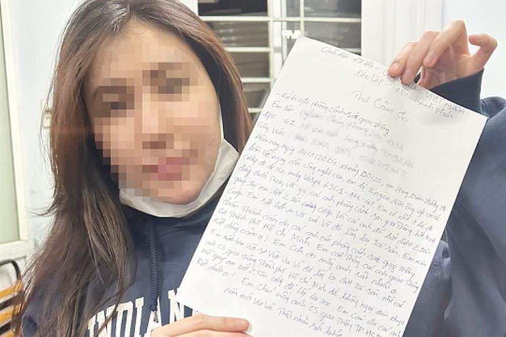 CSGT nổ 2 phát súng, bắt gọn tên cướp xe máy ở TPHCM-2