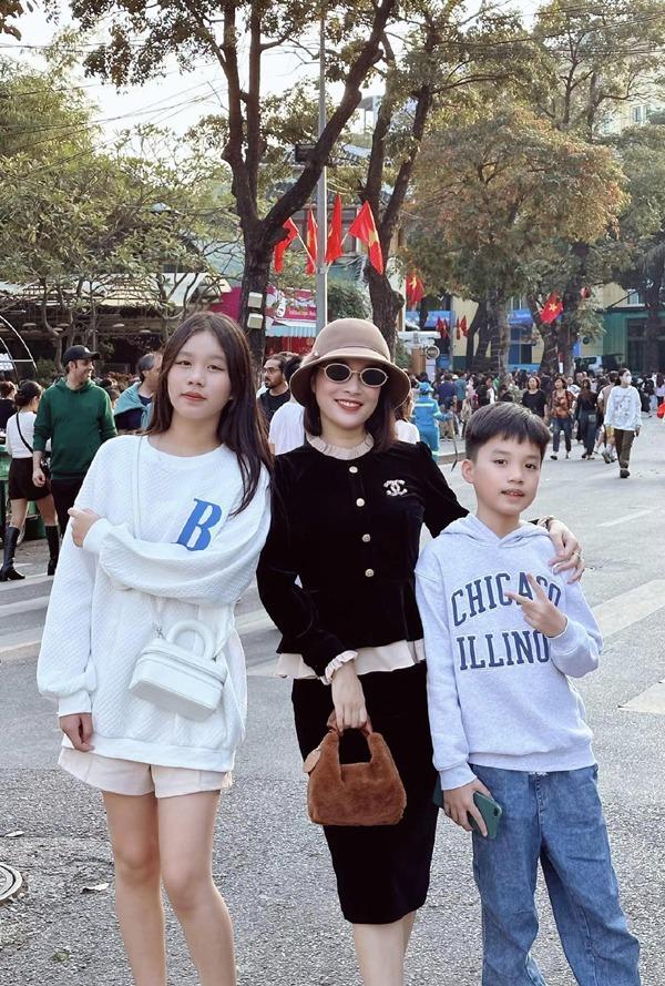 Hôn nhân đời thực của diễn viên VFC: Vàng Anh Minh Hương kín tiếng để tận hưởng hạnh phúc bình yên-6