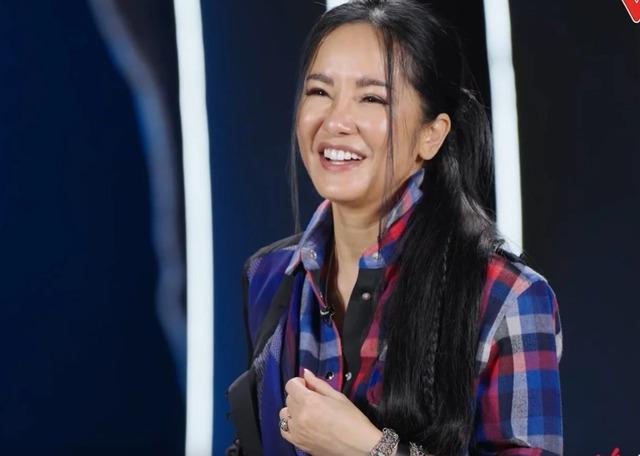 Hồng Nhung ghi điểm chị đẹp nhờ một hành động khéo léo với Mỹ Tâm-3