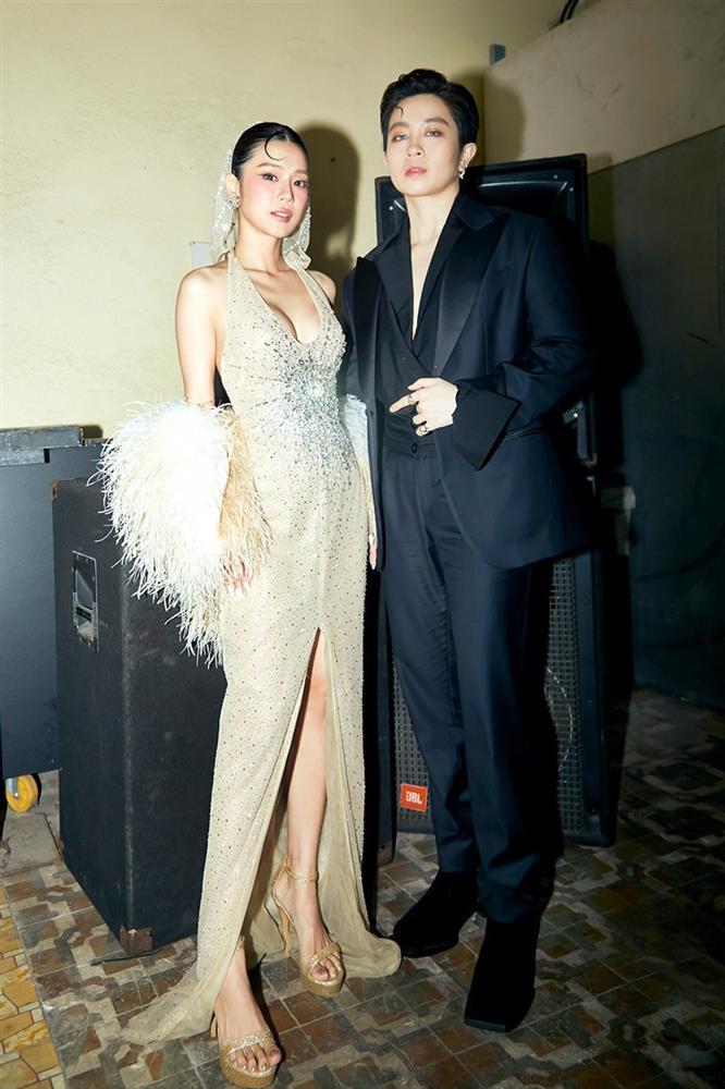 Khoảnh khắc Hoàng Yến Chibi mua phở cho diễn viên Thái Lan gây sốt-4