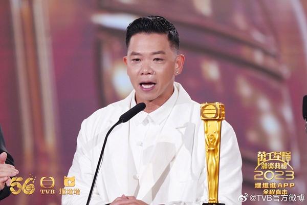Xa Thi Mạn nhận giải mỏi tay ở TVB 2023-8