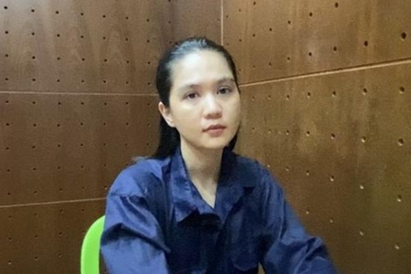 Thầy dạy lái xe cho Ngọc Trinh: Mua mô tô sang không có số khung, số máy-2