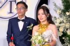 Siêu đám cưới tại Cần Thơ: Bố mẹ đẻ trao của hồi môn 13 tỷ đồng và ô tô xịn, nhà thông gia cũng chẳng thua kém