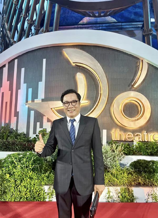 Hôn nhân đời thực của diễn viên VFC: NSND Trọng Trinh hạnh phúc bên vợ trẻ, đã lên chức ông nội-1