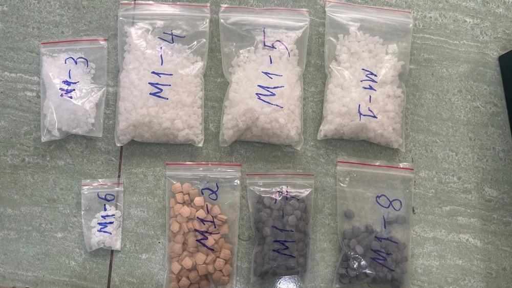 Triệt xóa đường dây mua bán ma túy ở Bình Dương, tạm giữ 15 đối tượng-2