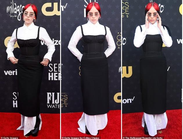 Sao mặc hở nhưng xấu trên thảm đỏ-1