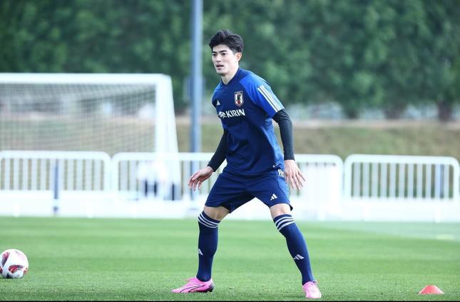 Trai đẹp ĐT Nhật Bản khiến hội chị em săn in-tư: Dù là đối thủ nhưng vẫn phải ngắm-8