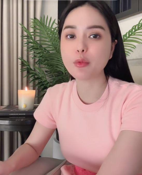 Bỏ trăm triệu đồng mua 1 bình hoa, Đoàn Di Băng nói không phí tiền-2